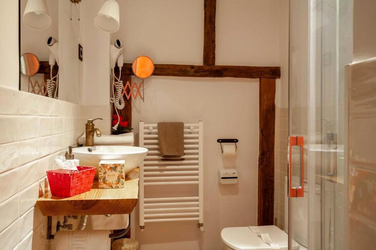 Apartamentos Top Medieval シグエンサ エクステリア 写真