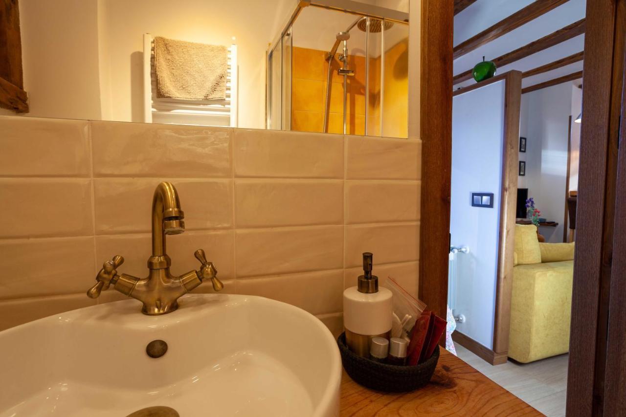 Apartamentos Top Medieval シグエンサ エクステリア 写真