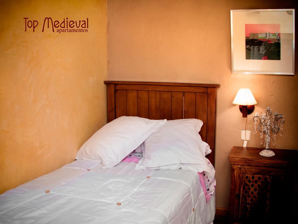 Apartamentos Top Medieval シグエンサ エクステリア 写真