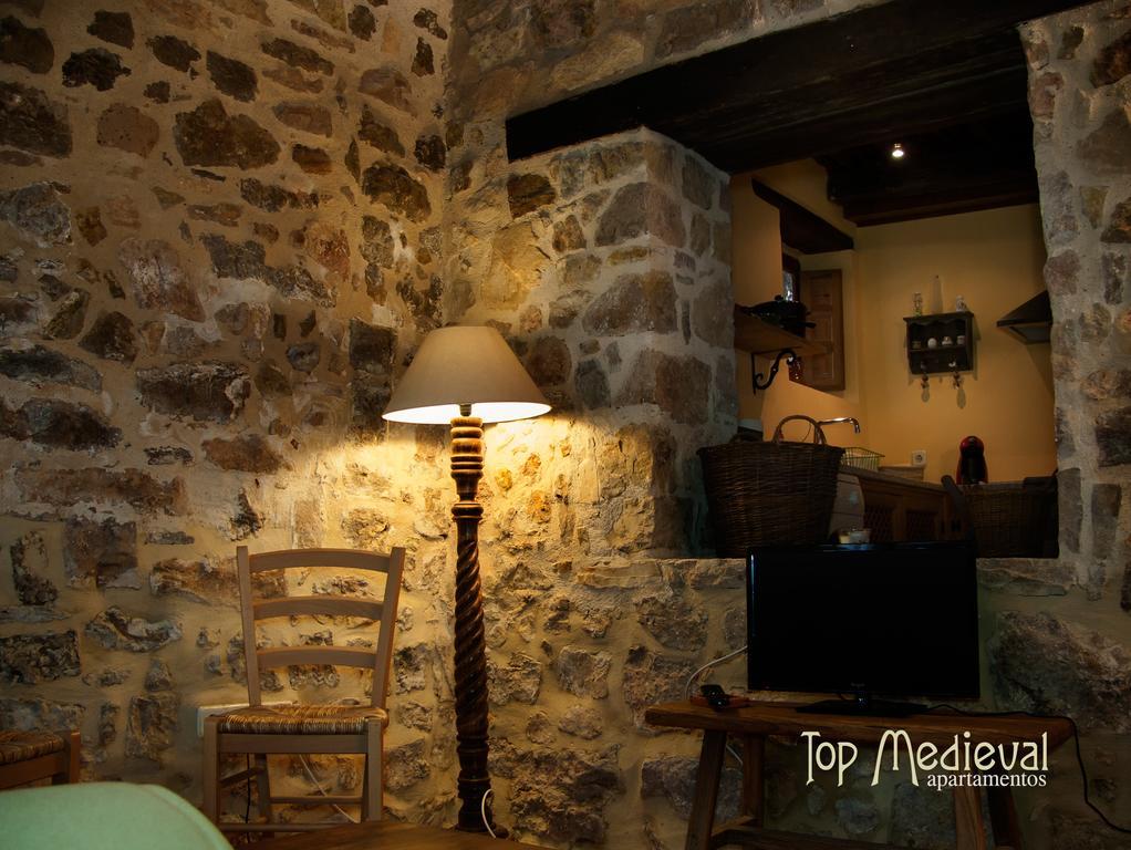 Apartamentos Top Medieval シグエンサ エクステリア 写真